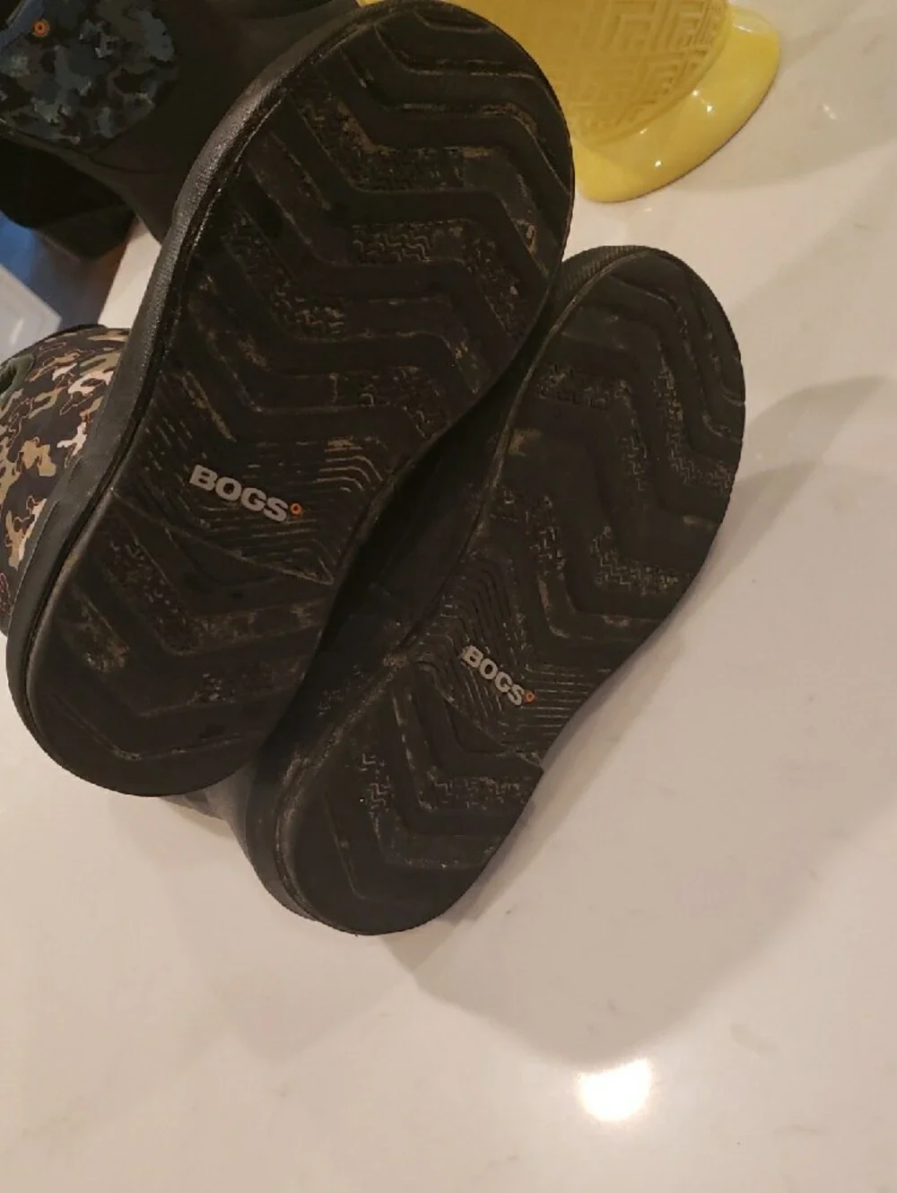 Bogs Kids Black Winter Boots with Green Camo Shaft